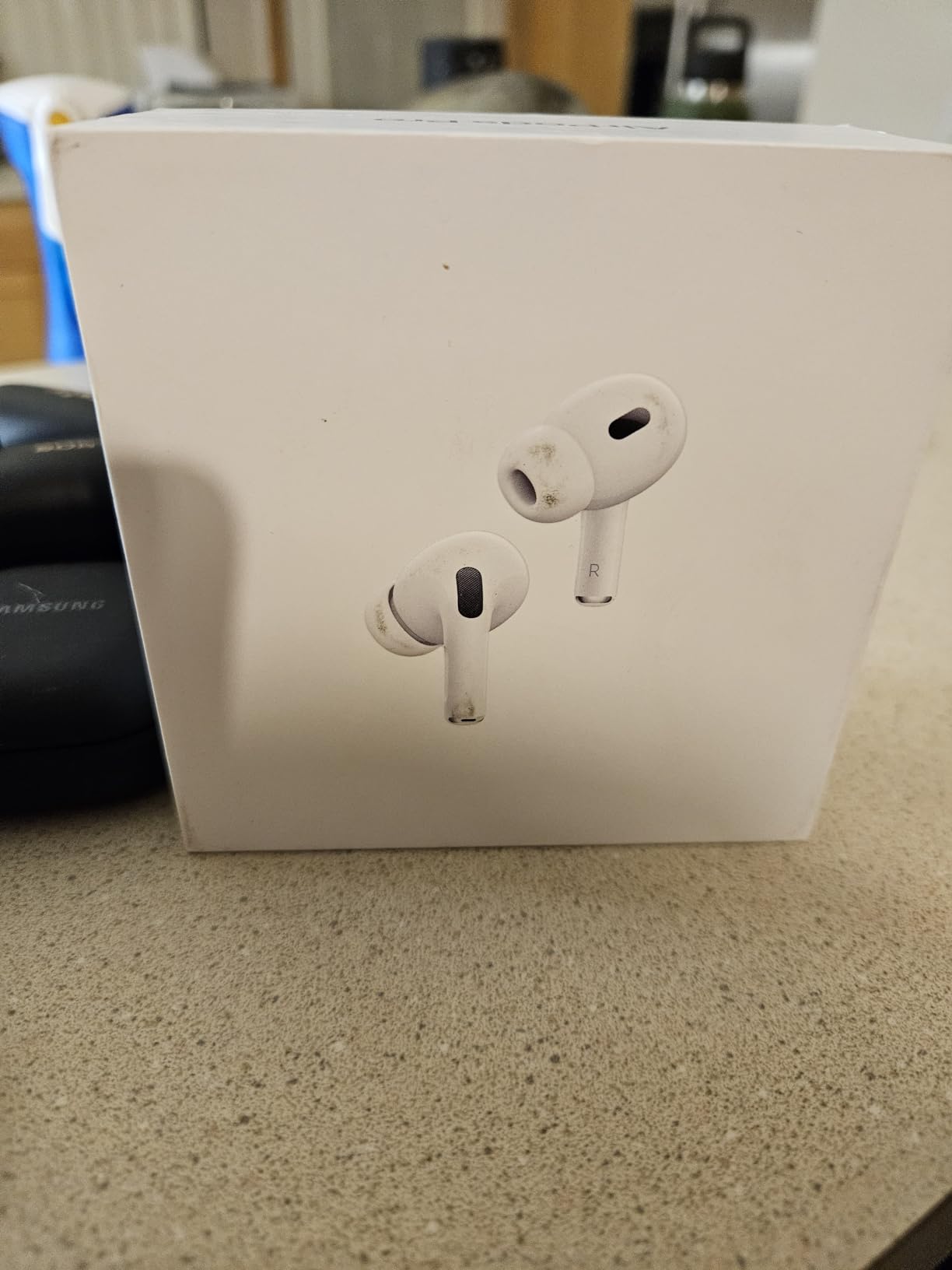 Apple AirPods Pro (2nd Generation) Wireless Ear Buds with USB-C Charging, Up to 2X More Active Noise Cancelling Bluetooth Headphones, Transparency Mode, Adaptive, Personalized Spatial Audio, White customer photo 1