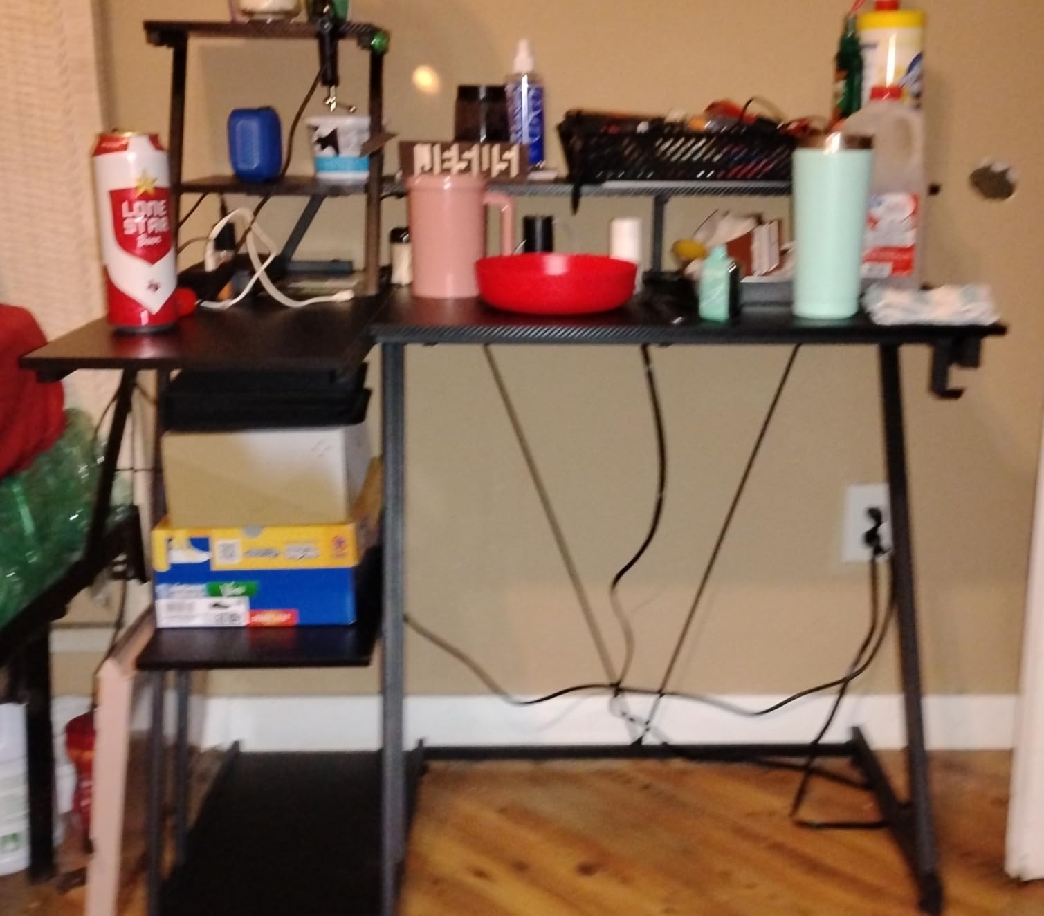 Korfile 40 Inch Gaming Desk with LED & Power Outlet, Carbon Fiber Black customer photo 2
