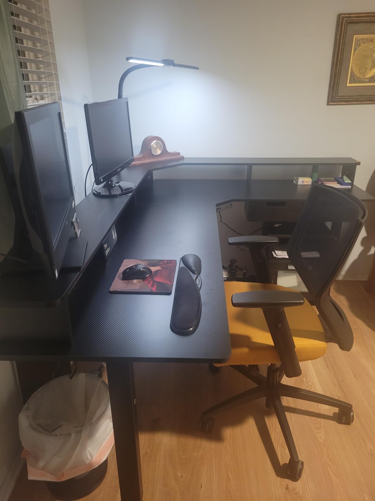 RedLemon 60 Inches L Shaped Electric Standing Desk, Carbon Fiber Black customer photo 2