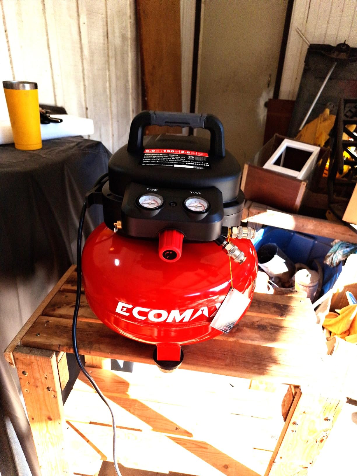 ECOMAX Air Compressor 6 Gallon 150 PSI Pancake Portable Oil-free Tank with 10 PCS Accessories Kit customer photo 1