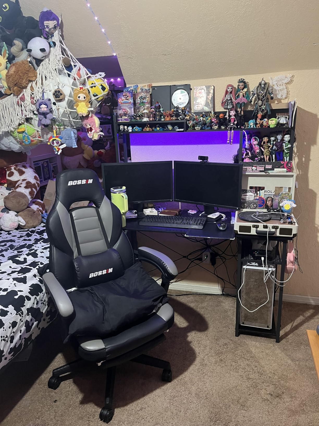 Cyclysio Gaming Desk with Hutch, 39'' Computer Desk with LED Lights & Power Outlets, Home Office Desk with Reversible 5 Tiers Storage Shelves & Monitor Stand, Small Gaming Table for Small Space, Black customer photo 1