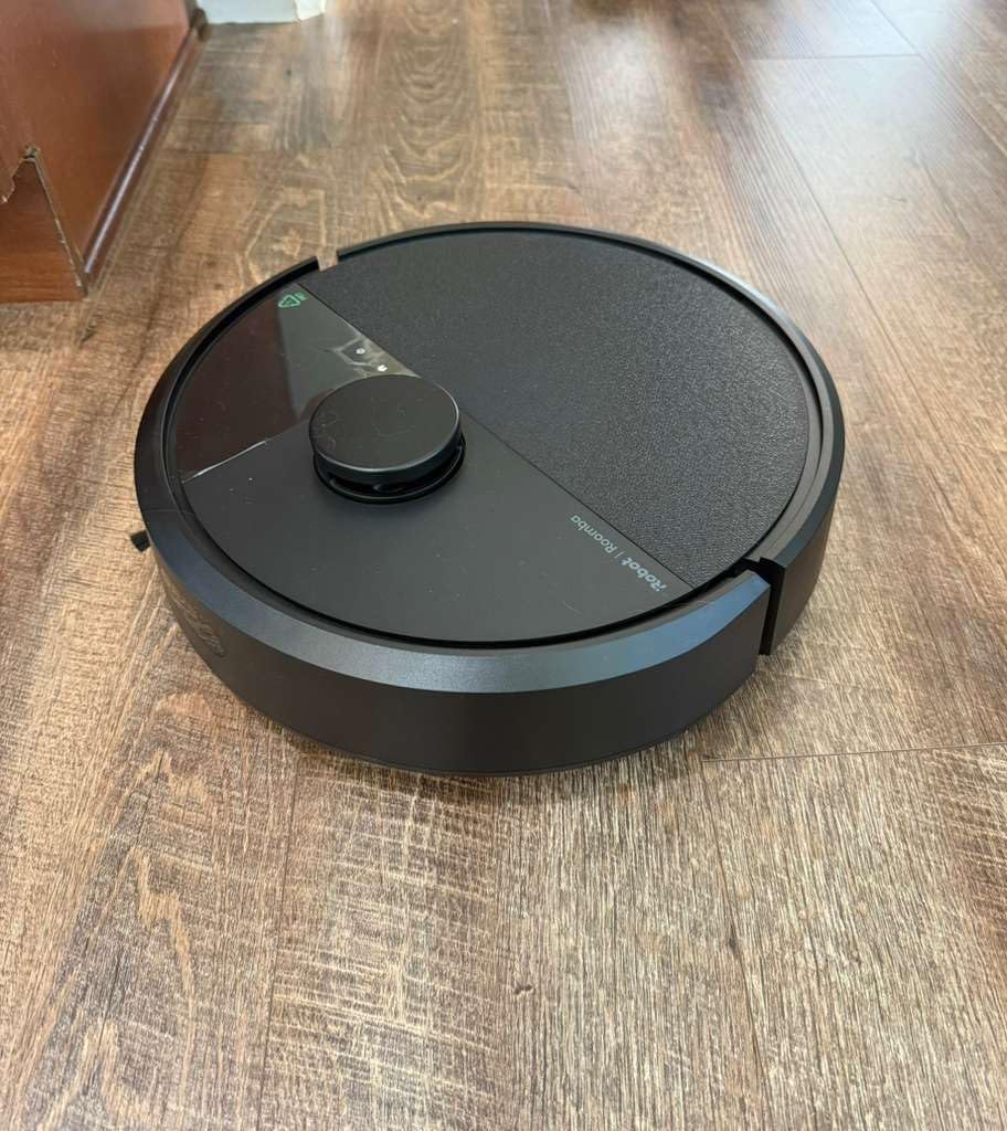 Roomba Plus 405 customer photo 2