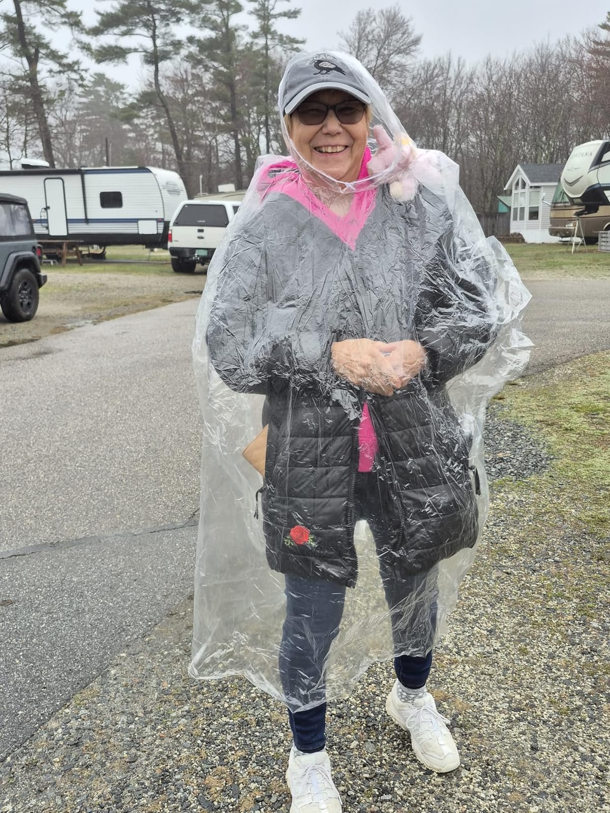 Hitituto Rain Ponchos for Adults - Extra Long Emergency Poncho with Hood, 6/12/24 Family Pack Raincoat, Home Survival Kits customer photo 2