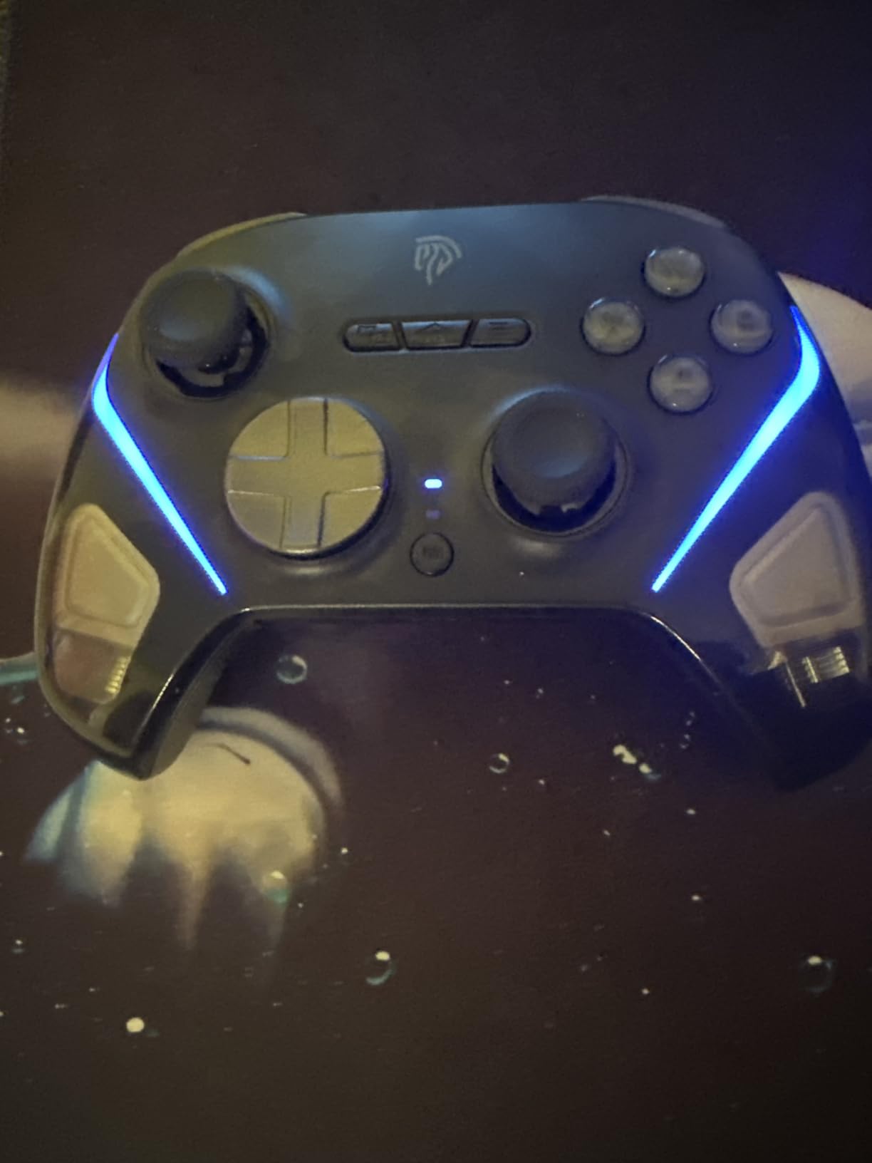 EasySMX D10 PC Controller - Elite Wireless Bluetooth Pro Controller with TMR Joystick, Dual-Mode Triggers & Full Mechanical Buttons, 1000Hz Polling Rate, RGB Lighting for PC/Switch/Android/iOS customer photo 2
