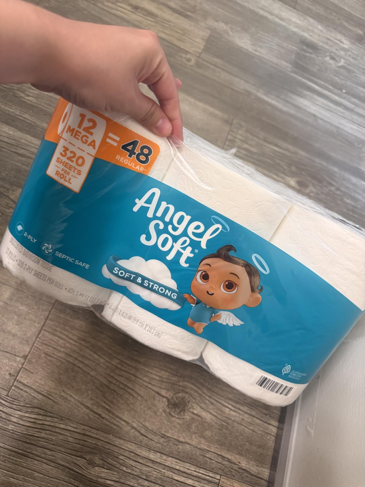 Angel Soft Toilet Paper, 18 Mega Rolls = 72 Regular Rolls, Soft and Strong customer photo 1