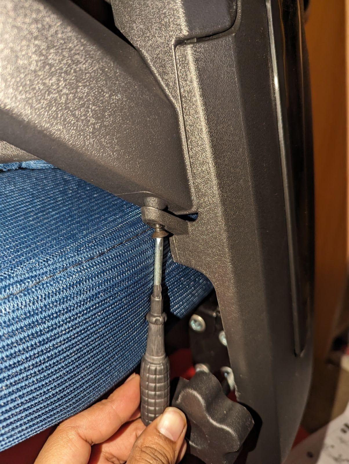 Ergonomic High-Back Mesh Office Chair, Gaming Desk Chair with Wheels customer photo 2