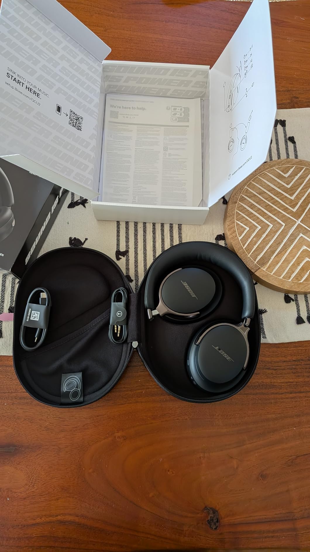 Bose QuietComfort Ultra Bluetooth Headphones (2nd Gen), Wireless Headphones with Spatial Audio, Over Ear Noise Cancelling with Mic, Up to 30 Hours of Play time, Olive Green - Limited Edition customer photo 2