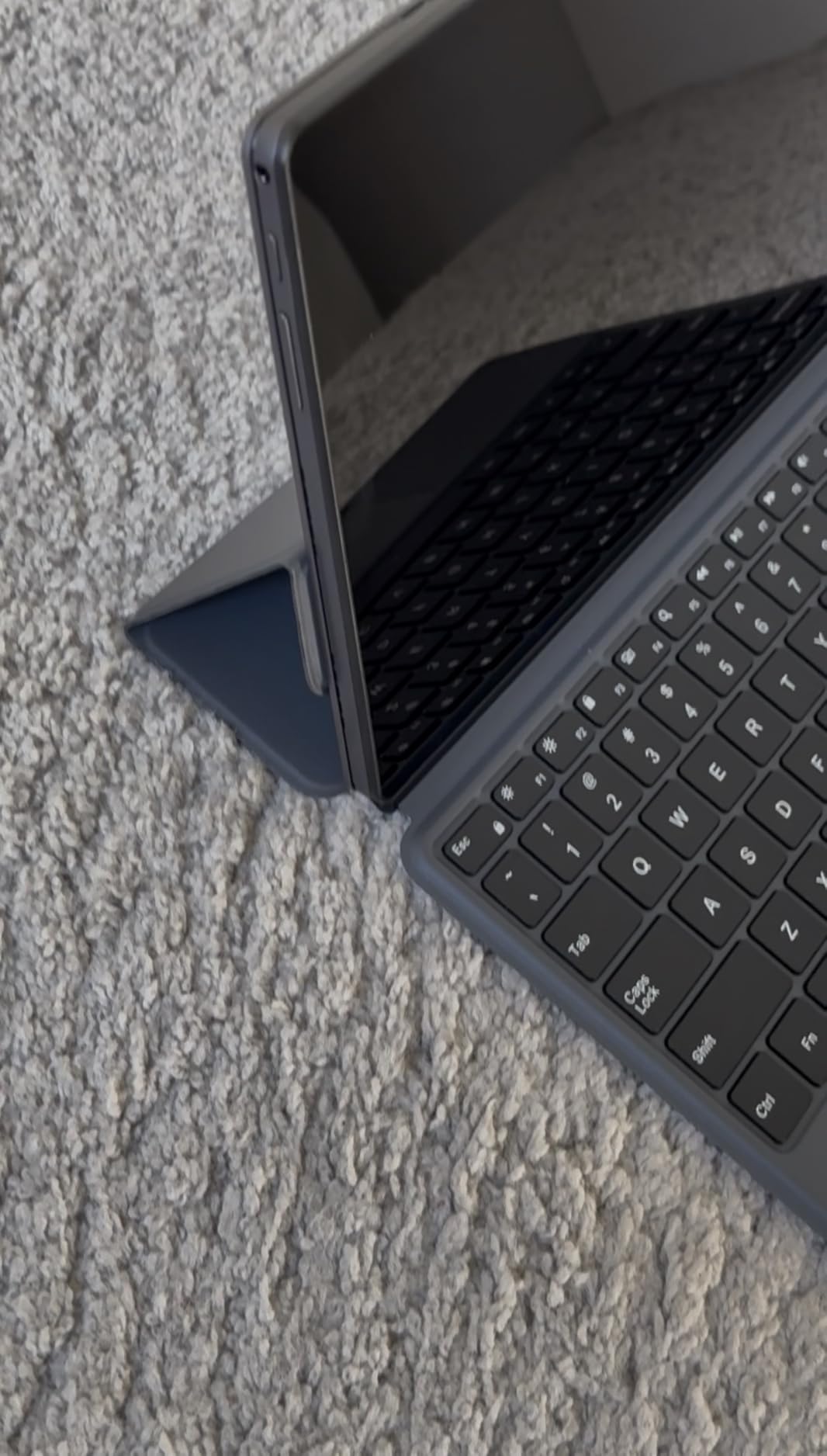 2-in-1 Laptop Tablet,12